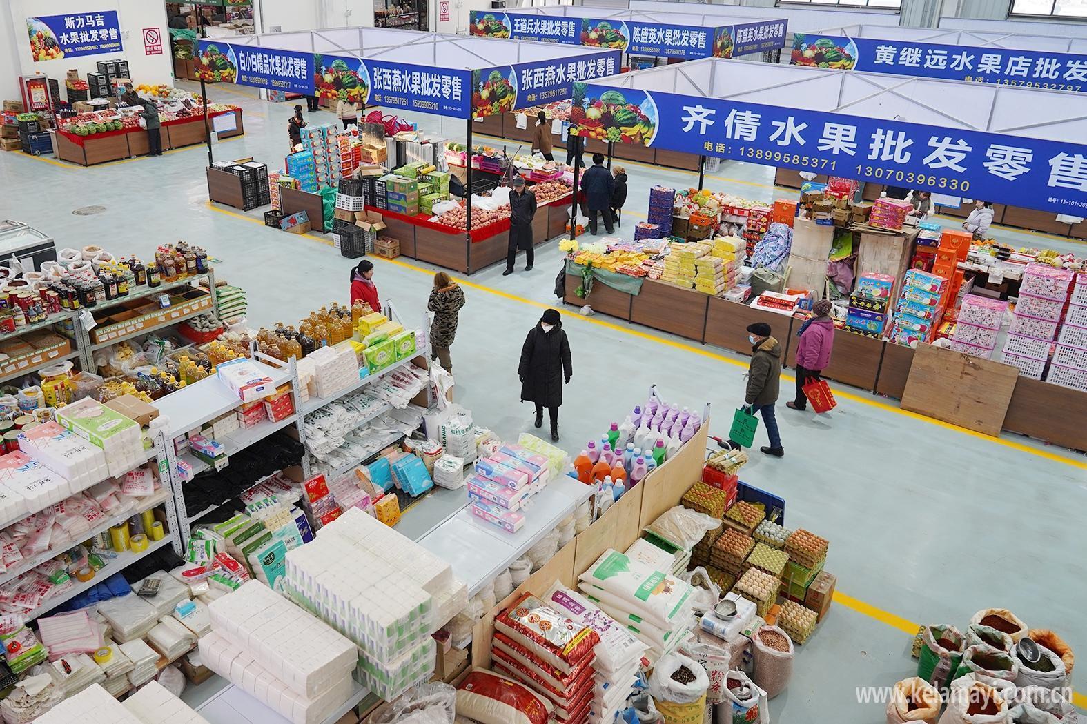 市農(nóng)副產(chǎn)品批發(fā)市場(chǎng)全面恢復(fù)營(yíng)業(yè)，貨品充足保障供應(yīng)